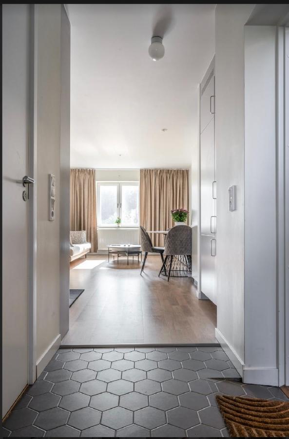 Central Apartment 5Min Drive To The Airport. Stockholm Exteriér fotografie
